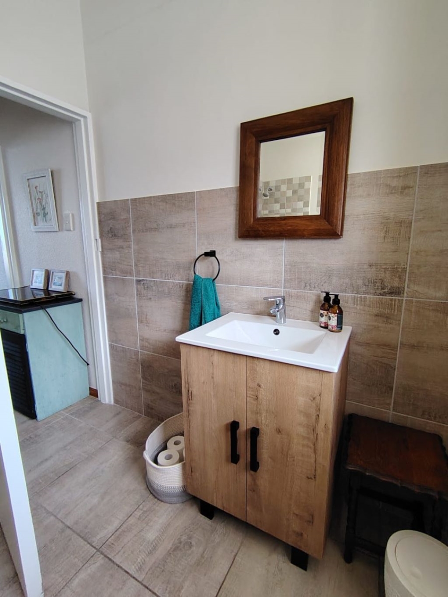 1 Bedroom Property for Sale in Van Ryneveld Western Cape